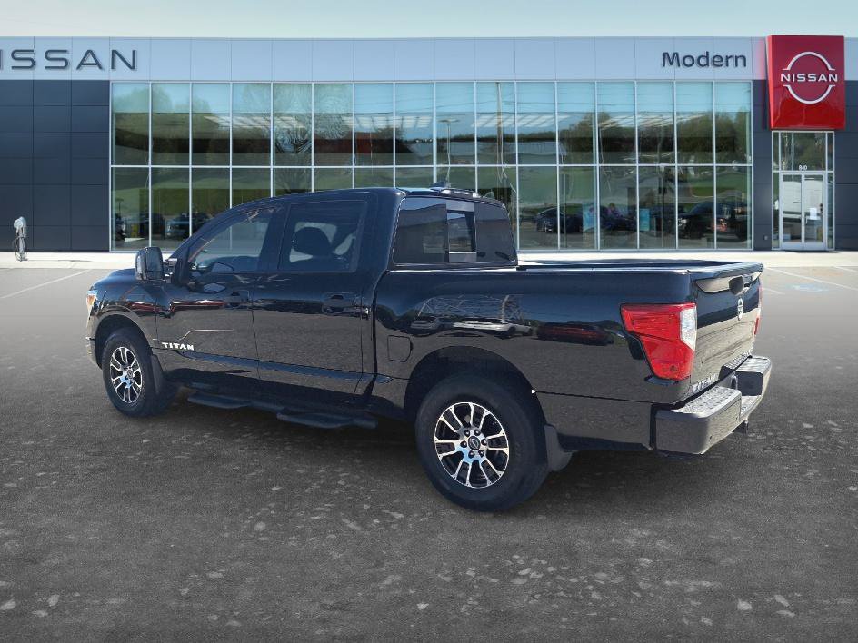 Used 2024 Nissan Titan SV w/ SV Convenience Package AWD/4WD image 6