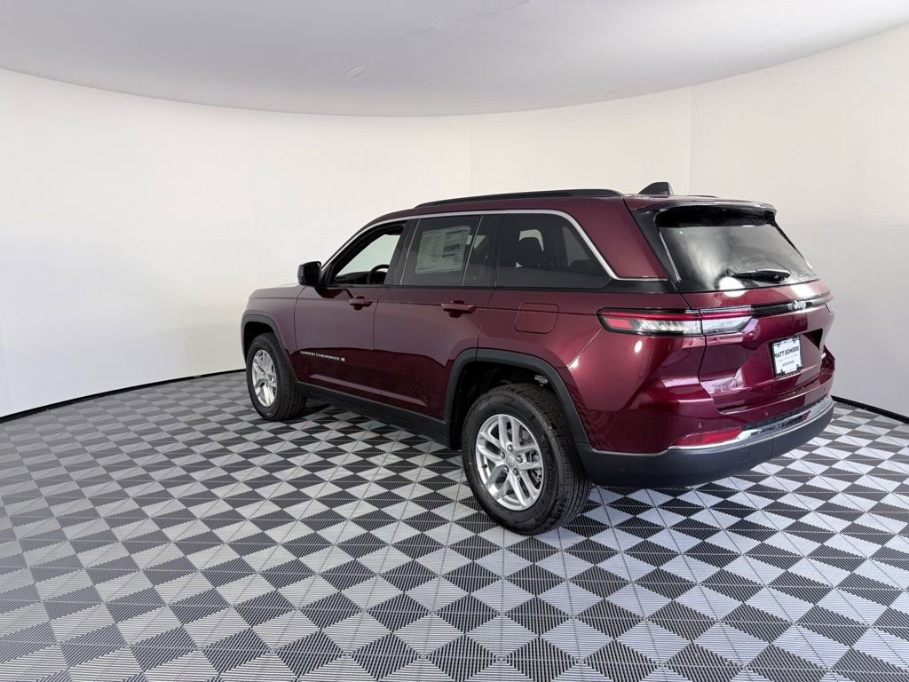 New 2026 Jeep Grand Cherokee Laredo image 5