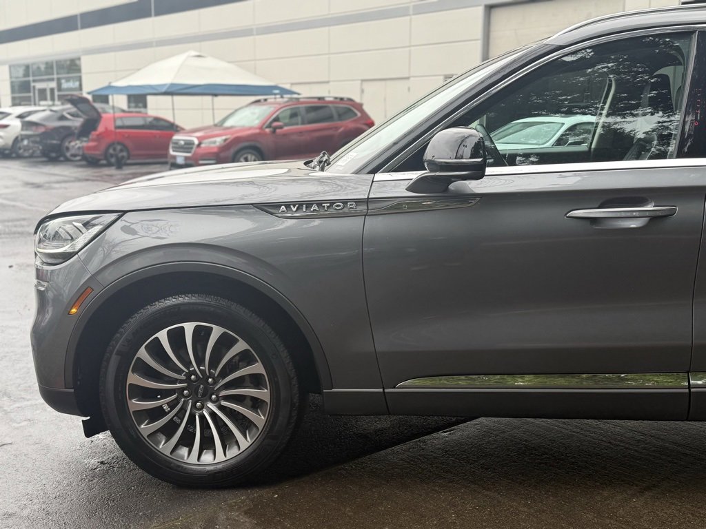 Used 2023 Lincoln Aviator Reserve image 7