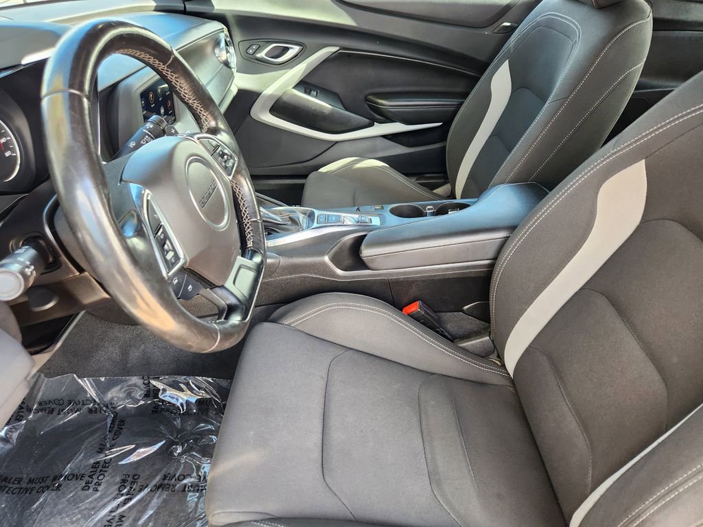 Used 2023 Chevrolet Camaro LT RWD image 4