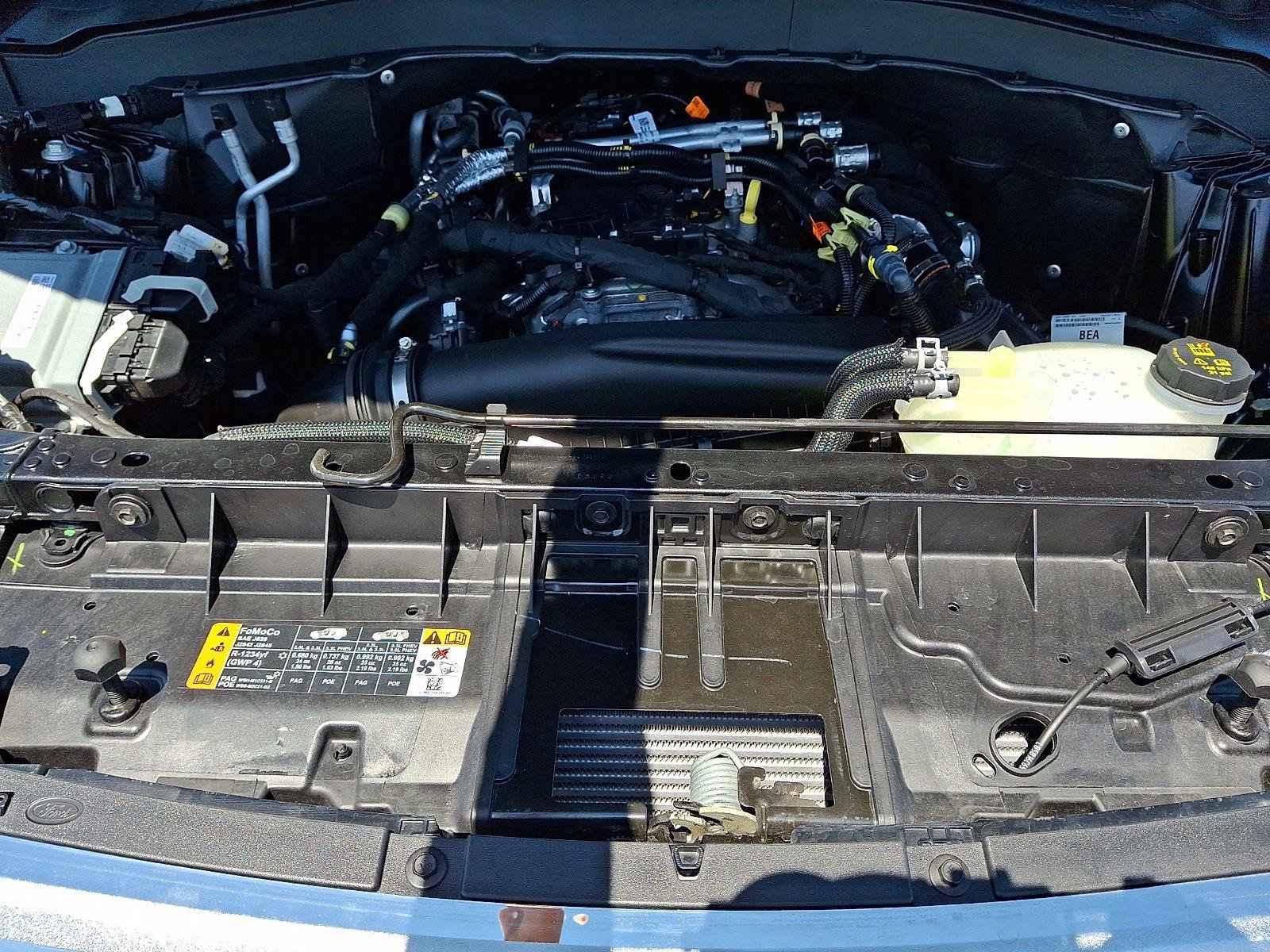 Certified 2025 Ford Explorer Active AWD/4WD image 26