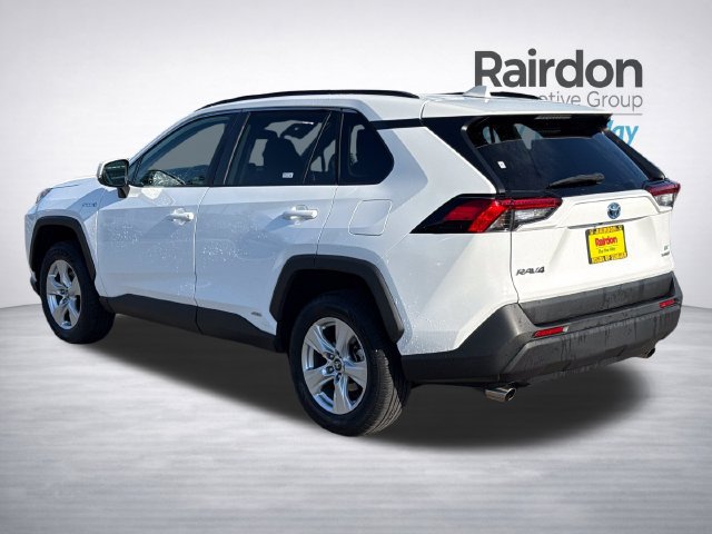 Used 2020 Toyota RAV4 LE AWD/4WD image 5