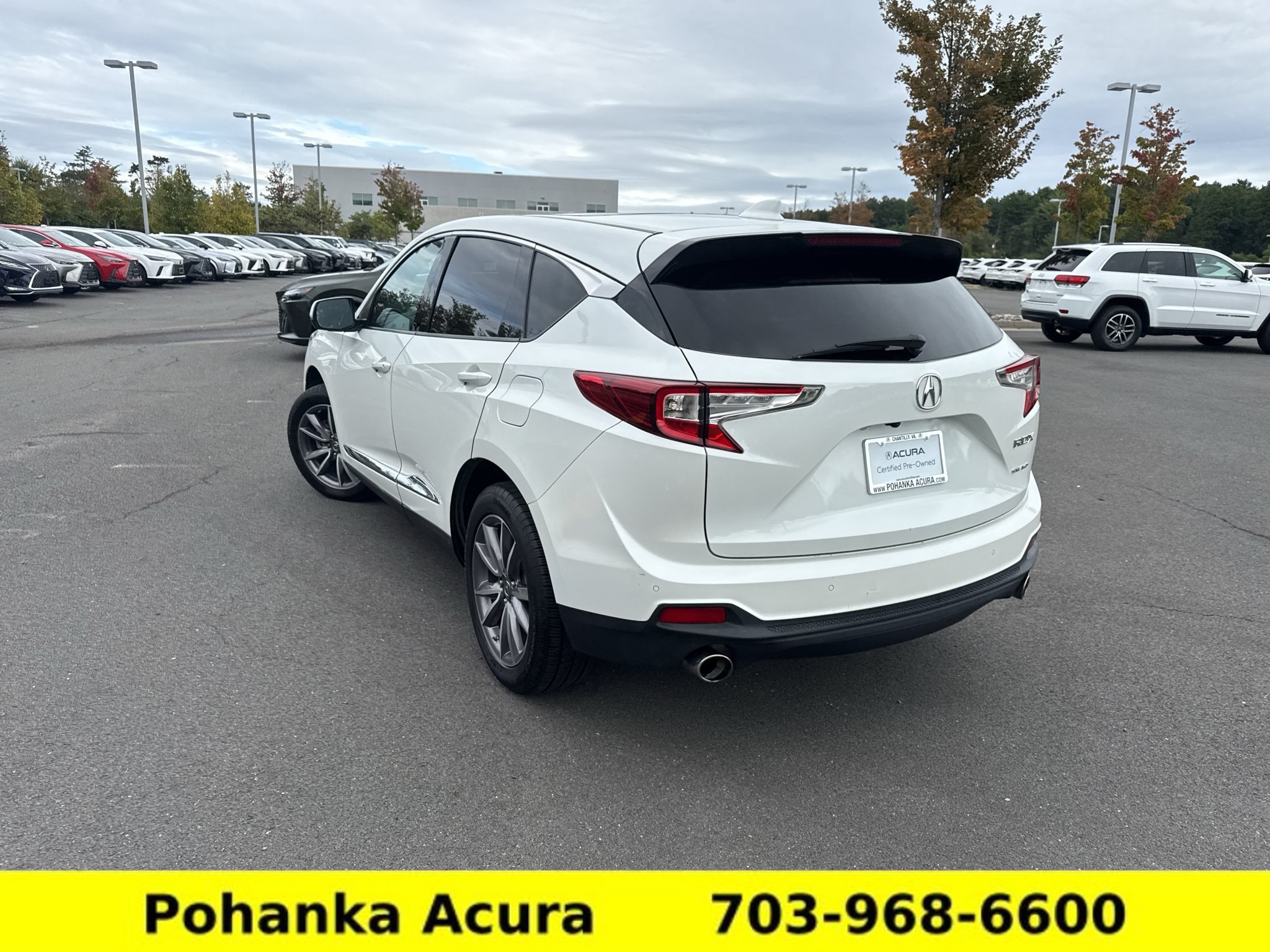Used 2020 Acura RDX w/ Technology Package AWD/4WD image 2