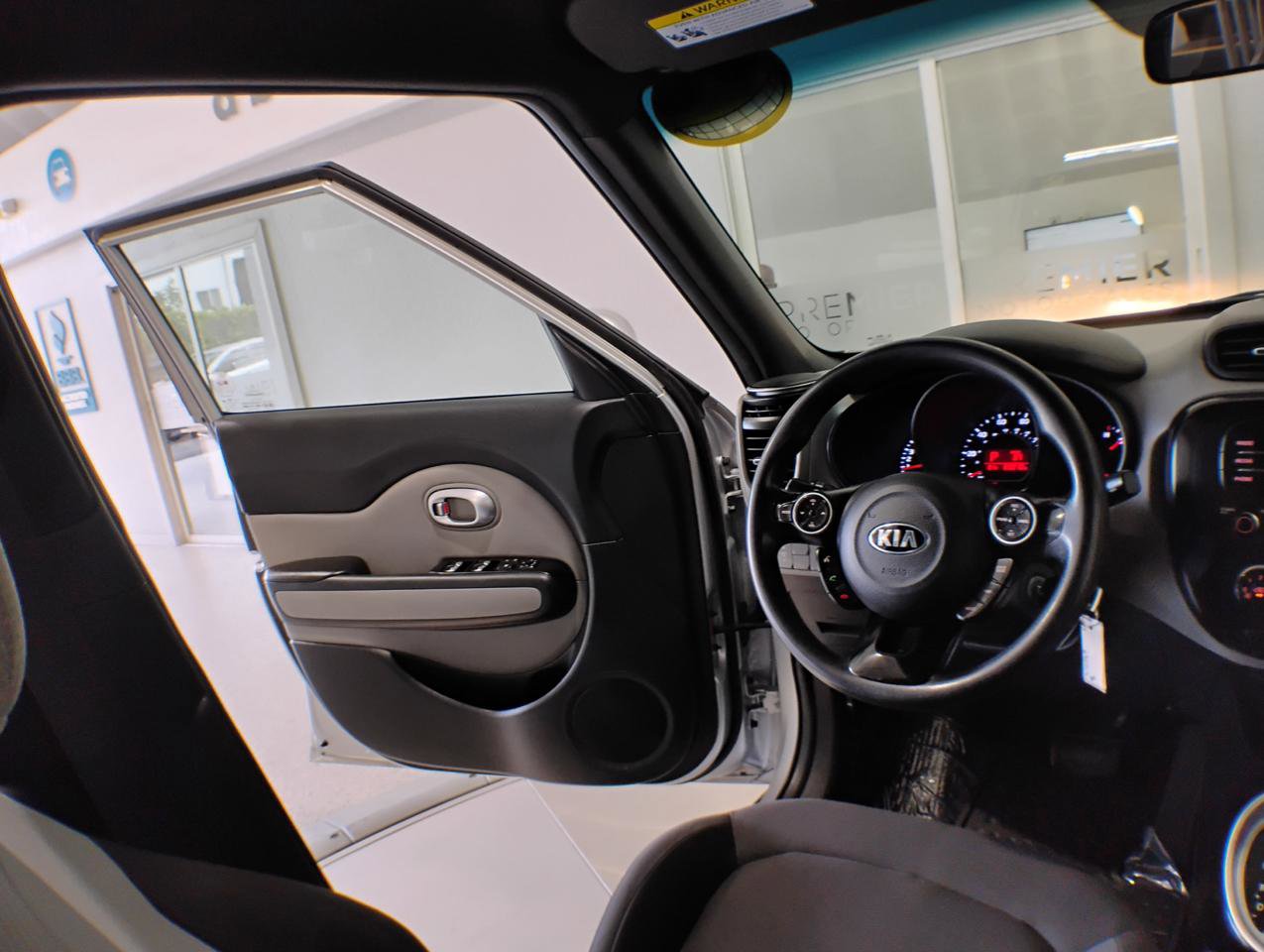 Used 2019 Kia Soul image 26
