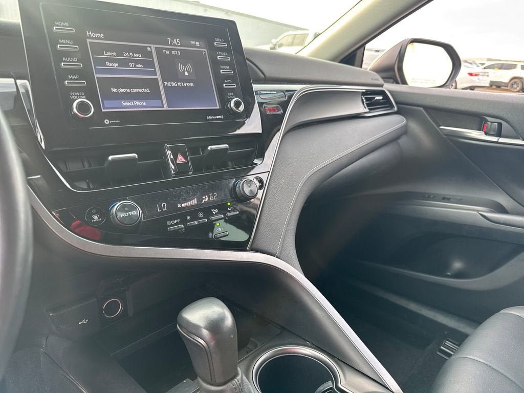 Used 2023 Toyota Camry SE FWD image 21