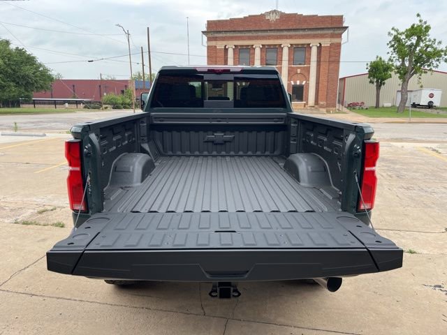New 2026 Chevrolet Silverado 2500 ZR2 AWD/4WD image 13