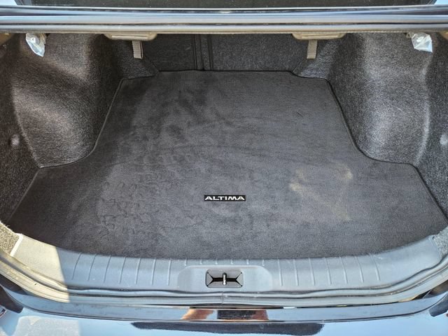 Used 2024 Nissan Altima 2.5 SV FWD image 13