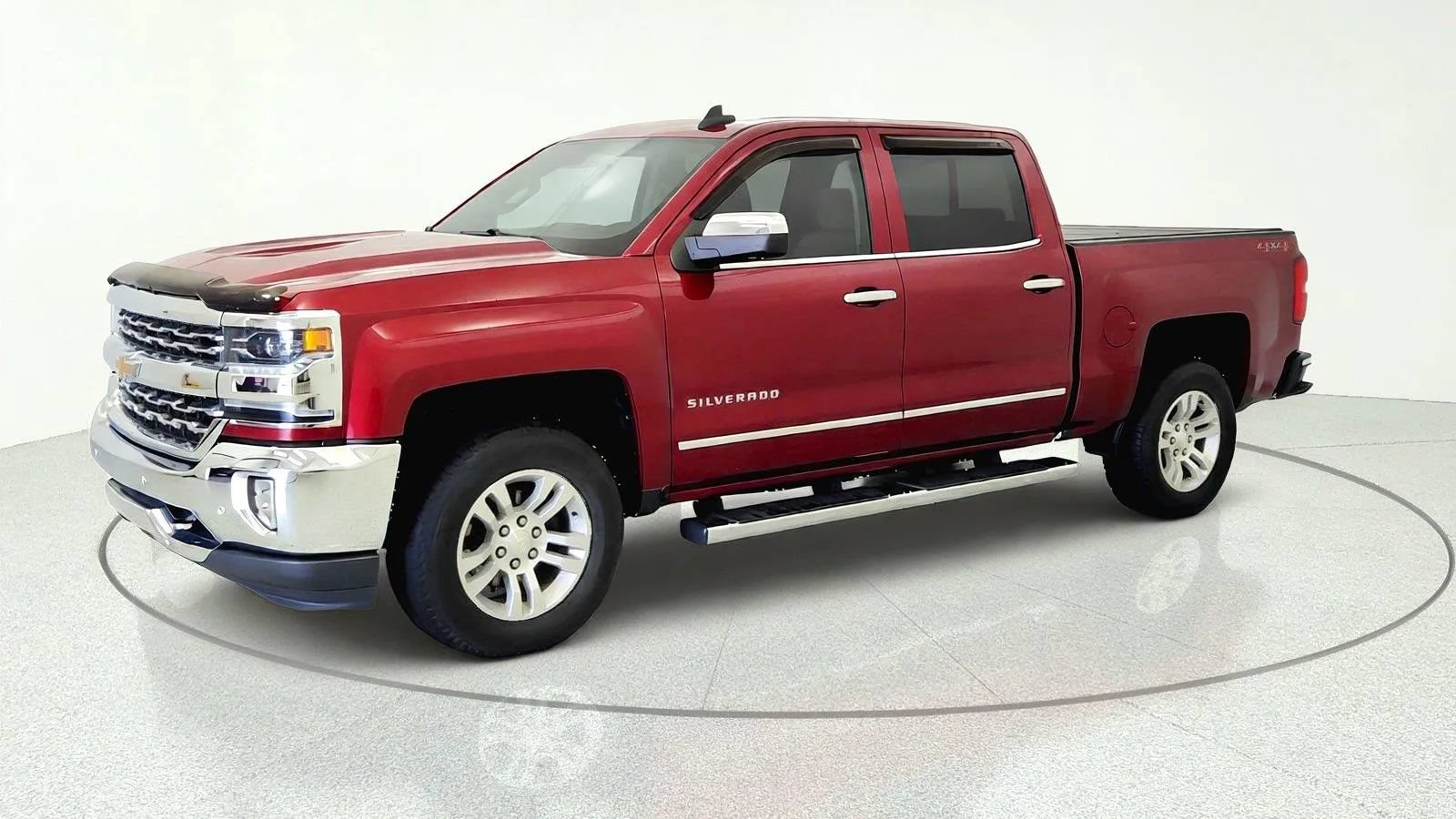 Used 2018 Chevrolet Silverado 1500 LTZ w/ LTZ Plus Package AWD/4WD image 4