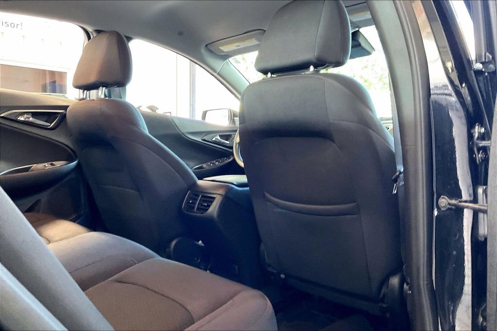 Used 2025 Chevrolet Malibu LT FWD image 20