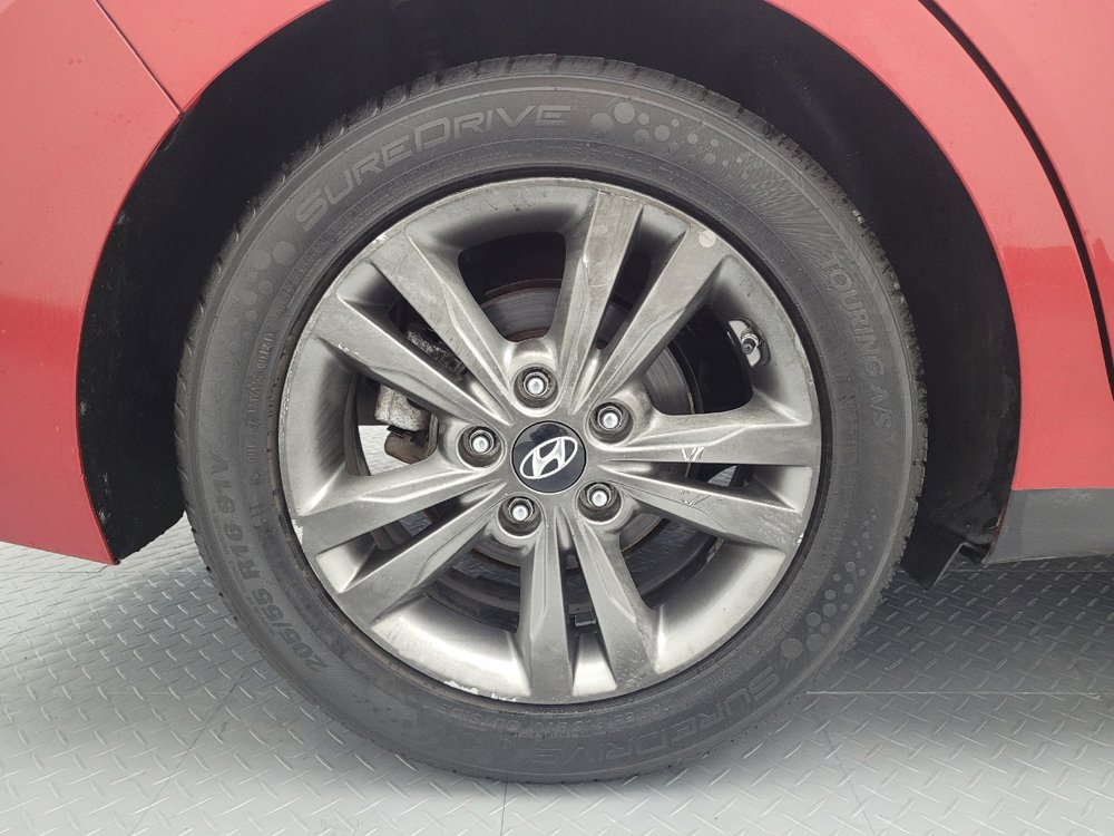 Used 2018 Hyundai Elantra SEL FWD image 31