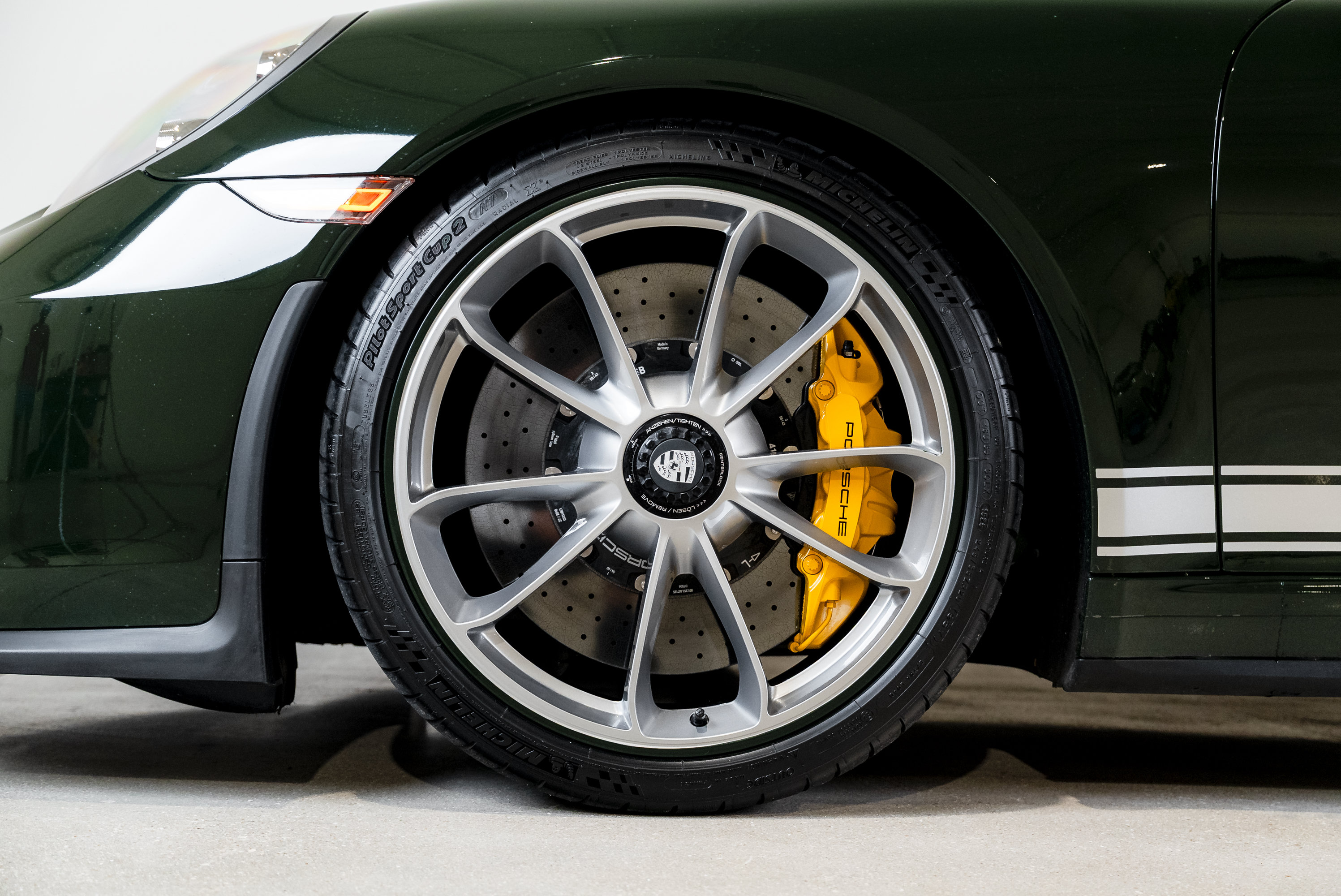 Used 2018 Porsche 911 GT3 RWD image 31