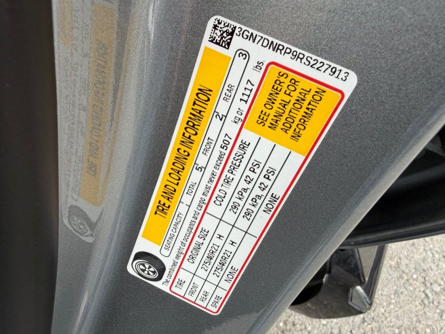 Used 2024 Chevrolet Equinox EV RS FWD image 56