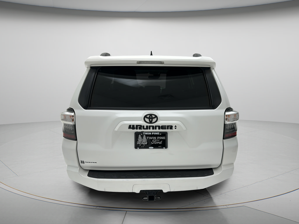 Used 2021 Toyota 4Runner SR5 Premium w/ Moonroof Package AWD/4WD image 4