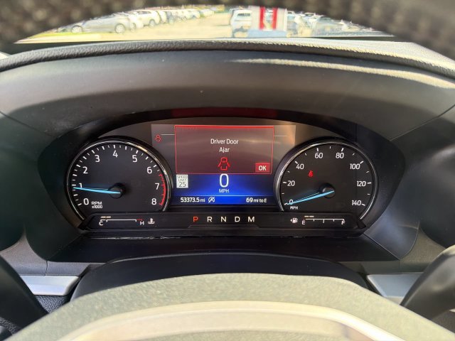 Used 2021 Ford Explorer XLT w/ Equipment Group 202A AWD/4WD image 19