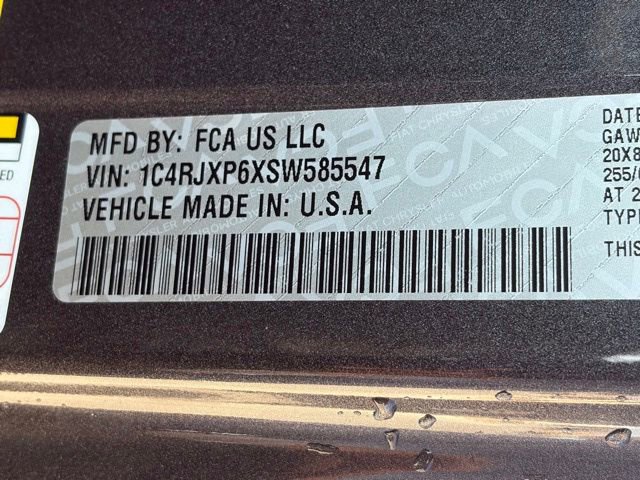 Used 2025 Jeep Wrangler Unlimited Sahara image 31