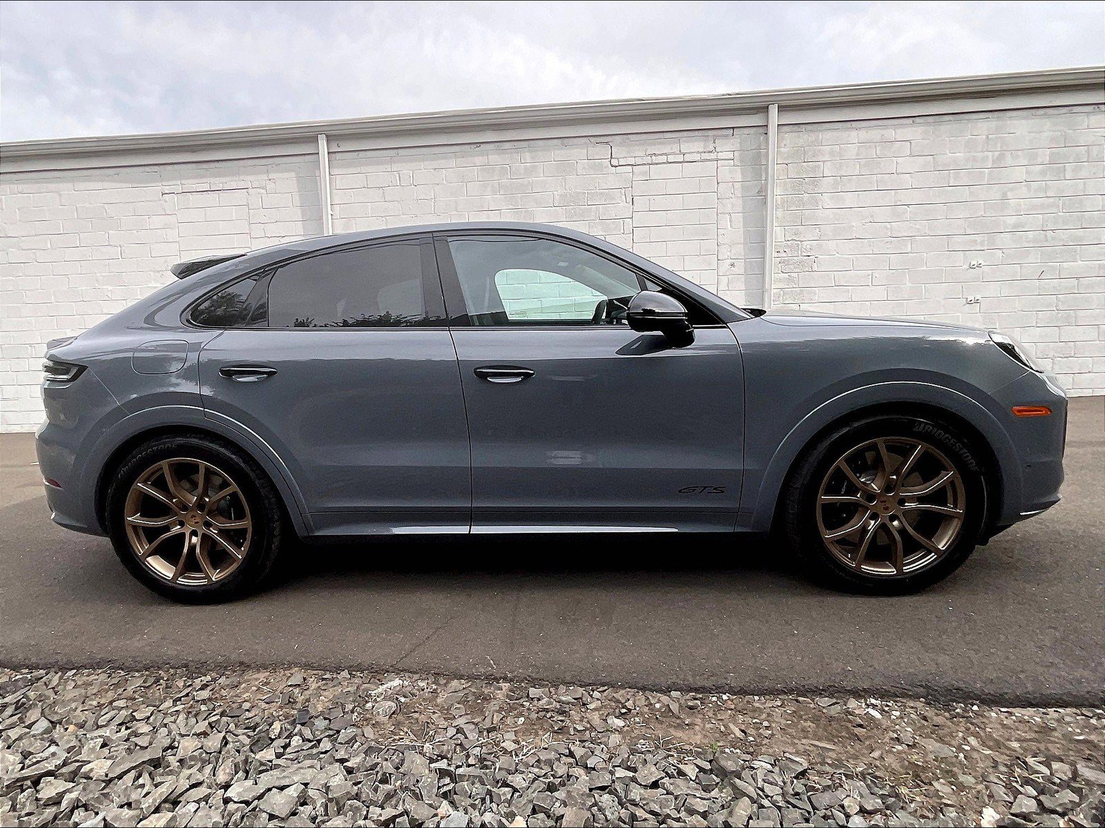 New 2026 Porsche Cayenne GTS image 6