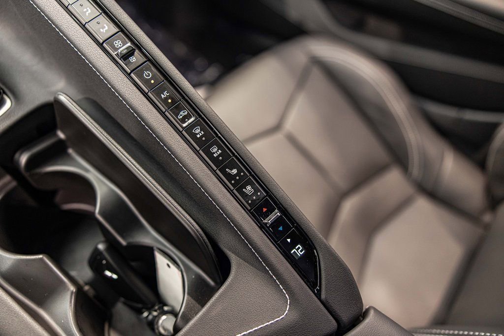 Used 2023 Chevrolet Corvette Stingray Preferred Cpe w/ 2LT image 28