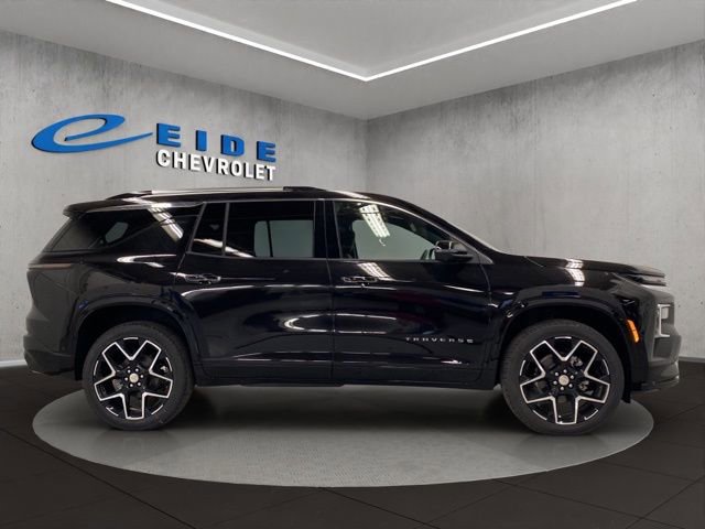 New 2026 Chevrolet Traverse High Country image 2