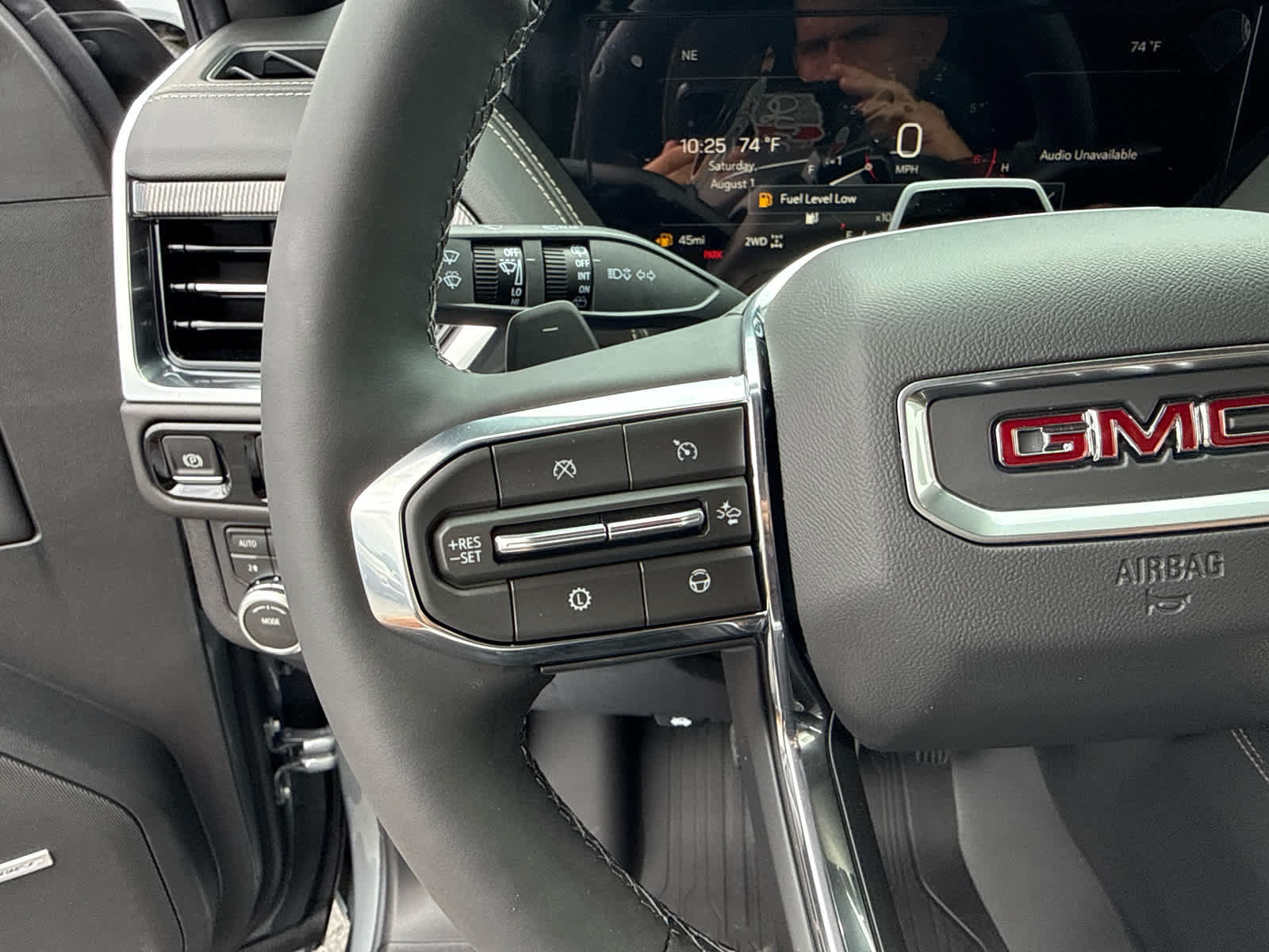 New 2026 GMC Yukon XL Elevation w/ Elevation Premium Package AWD/4WD image 18