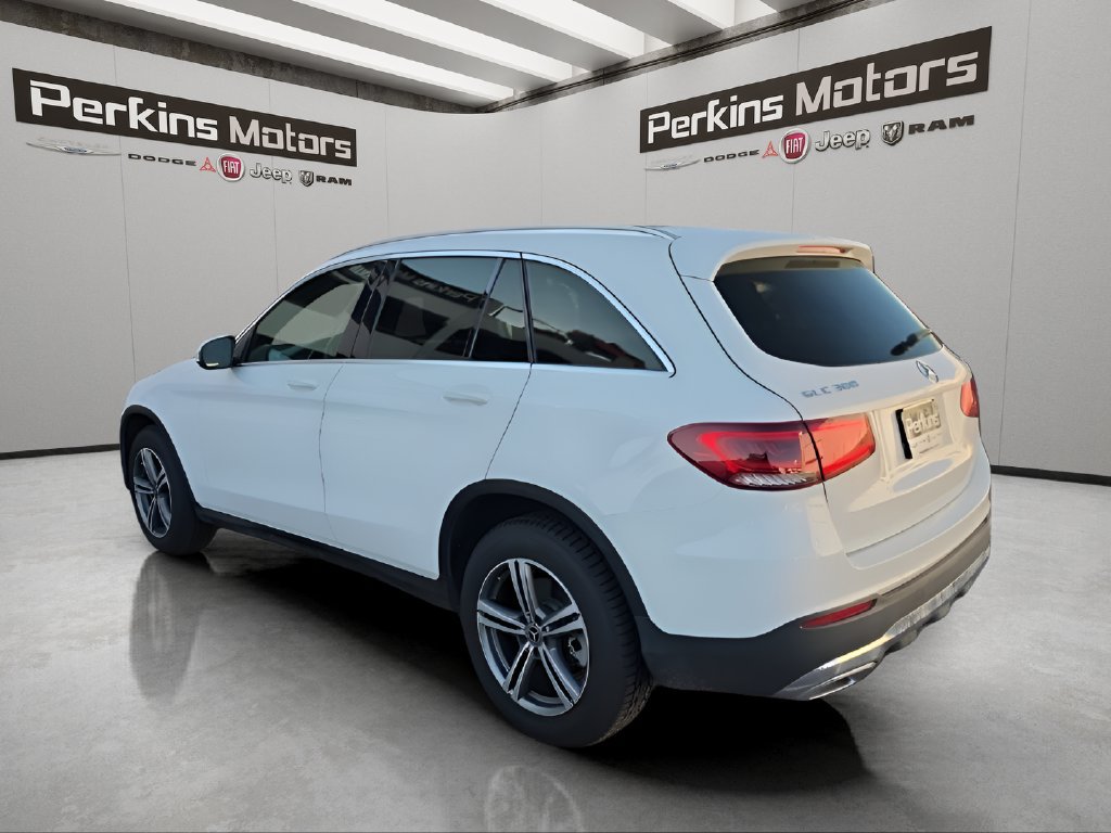 Used 2020 Mercedes-Benz GLC 300 4MATIC image 3