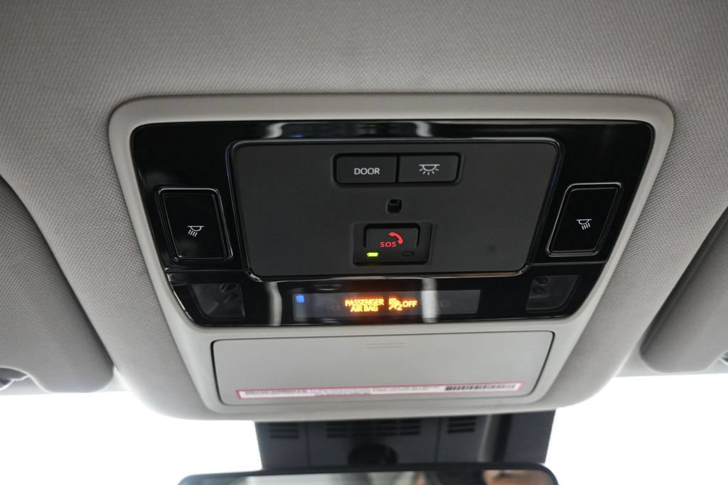 Certified 2024 Toyota Grand Highlander AWD image 17