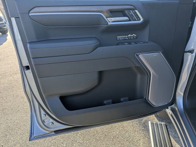 New 2026 Chevrolet Silverado 1500 High Country AWD/4WD image 9