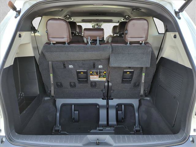 Used 2021 Toyota Sienna Platinum image 6