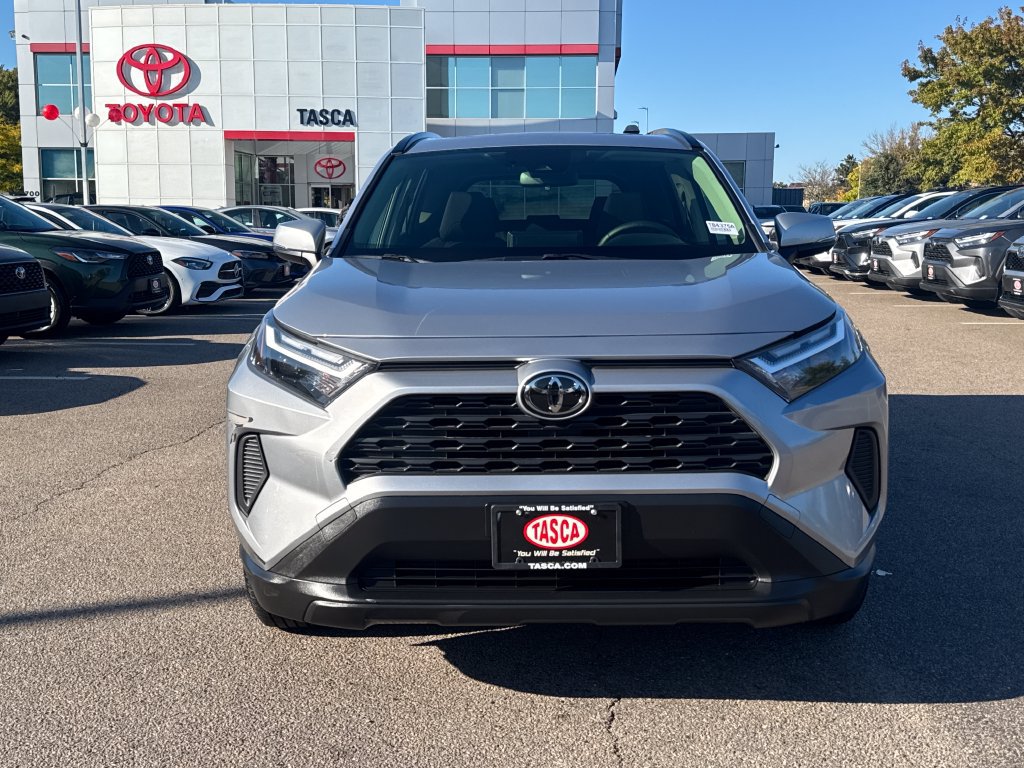 Used 2025 Toyota RAV4 XLE w/ Convenience Package AWD/4WD image 2