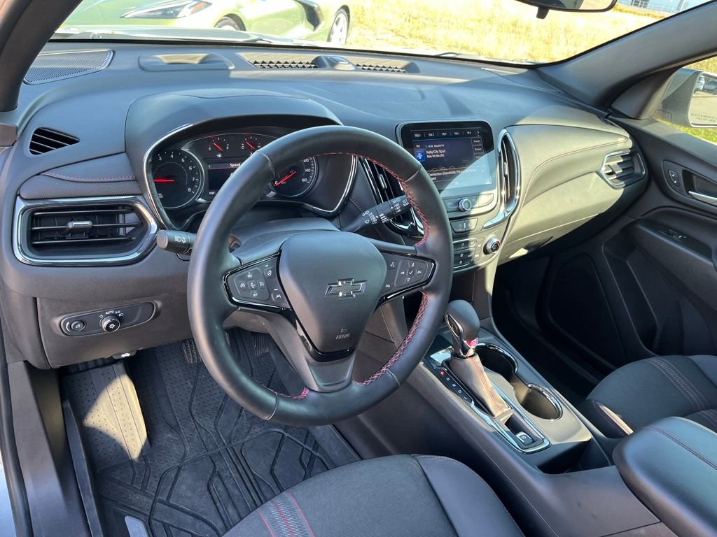 Used 2024 Chevrolet Equinox RS image 17