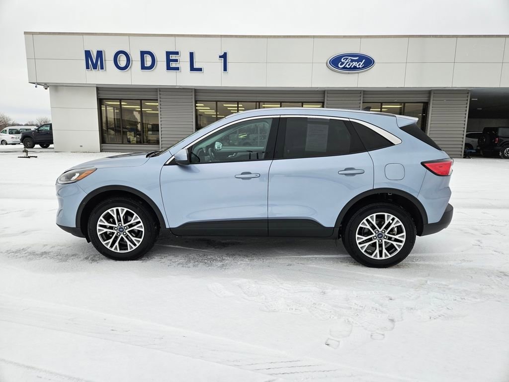 Used 2022 Ford Escape SEL image 2
