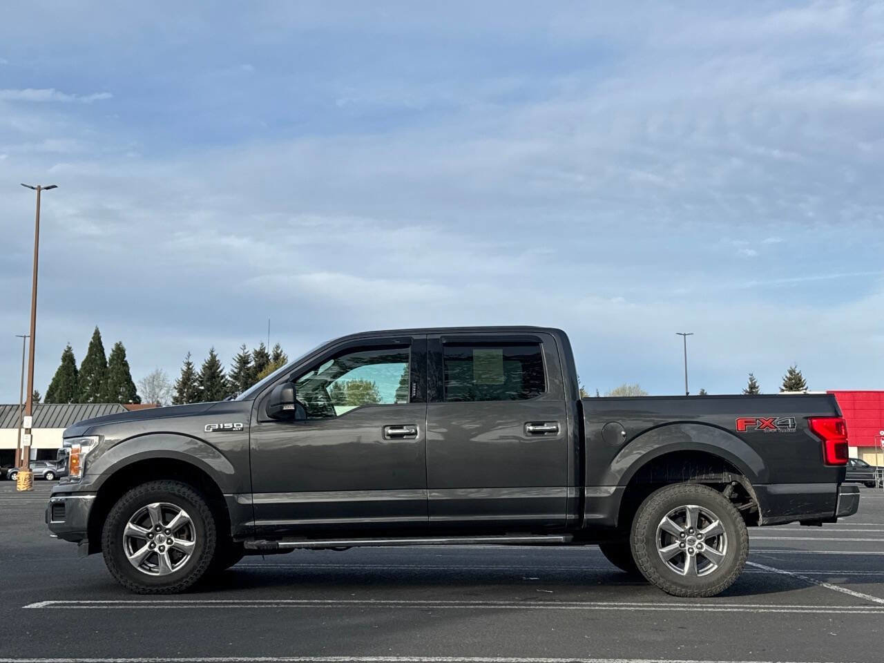 Used 2020 Ford F150 XLT w/ Equipment Group 302A Luxury image 8