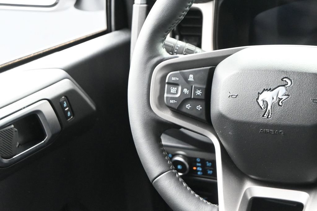New 2026 Ford Bronco Outer Banks AWD/4WD image 36