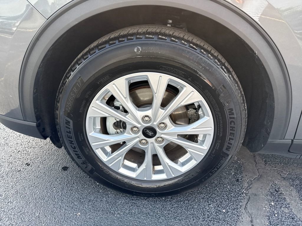 Used 2023 Ford Escape Active w/ Cold Weather Package image 18