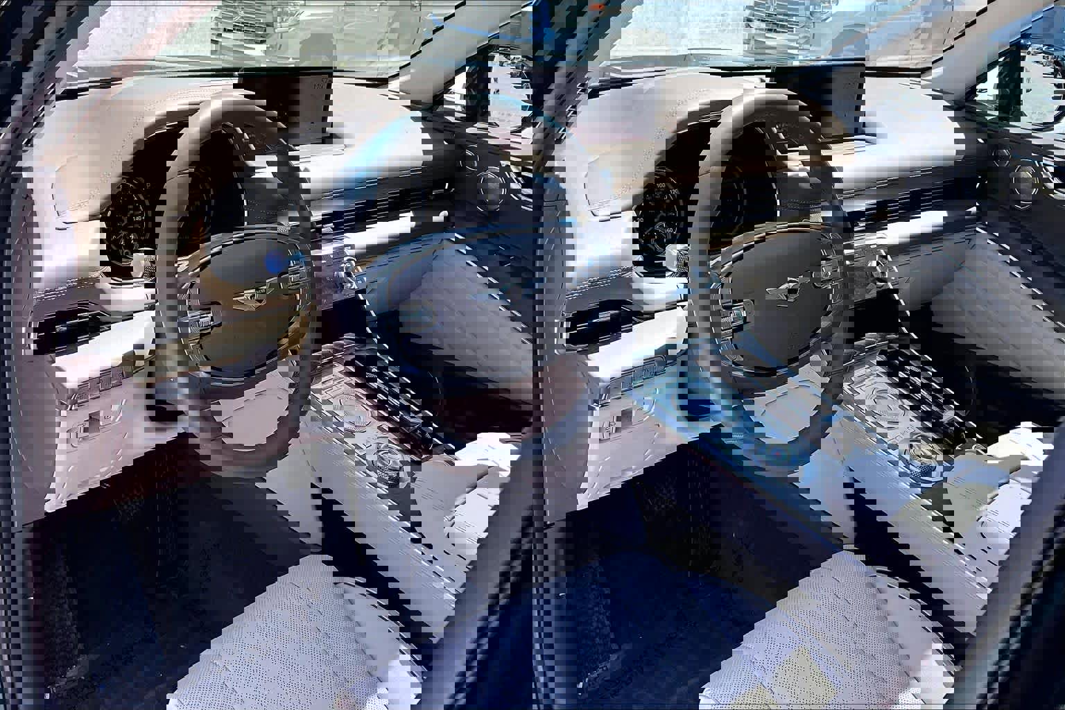 Used 2021 Genesis GV80 3.5T w/ Advanced Package 06 AWD/4WD image 18