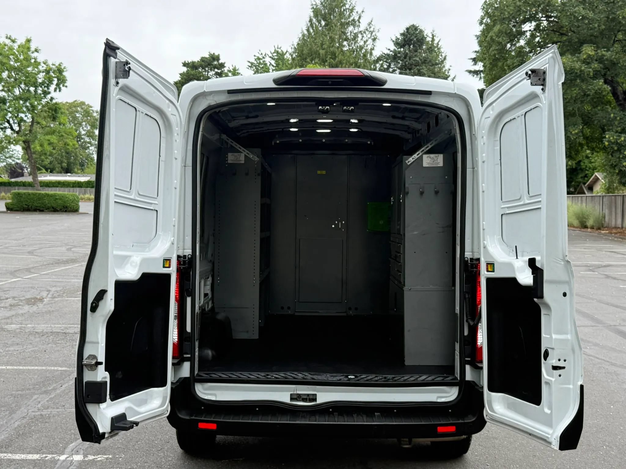 Used 2020 Ford Transit 350 Medium Roof RWD image 26