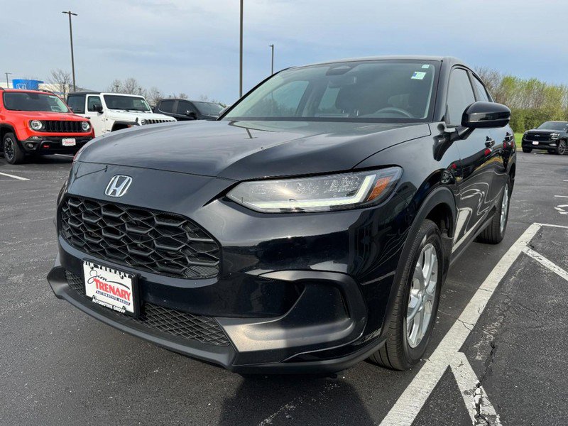 Used 2025 Honda HR-V LX image 8