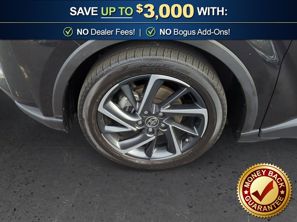 Used 2022 Toyota C-HR Limited image 13