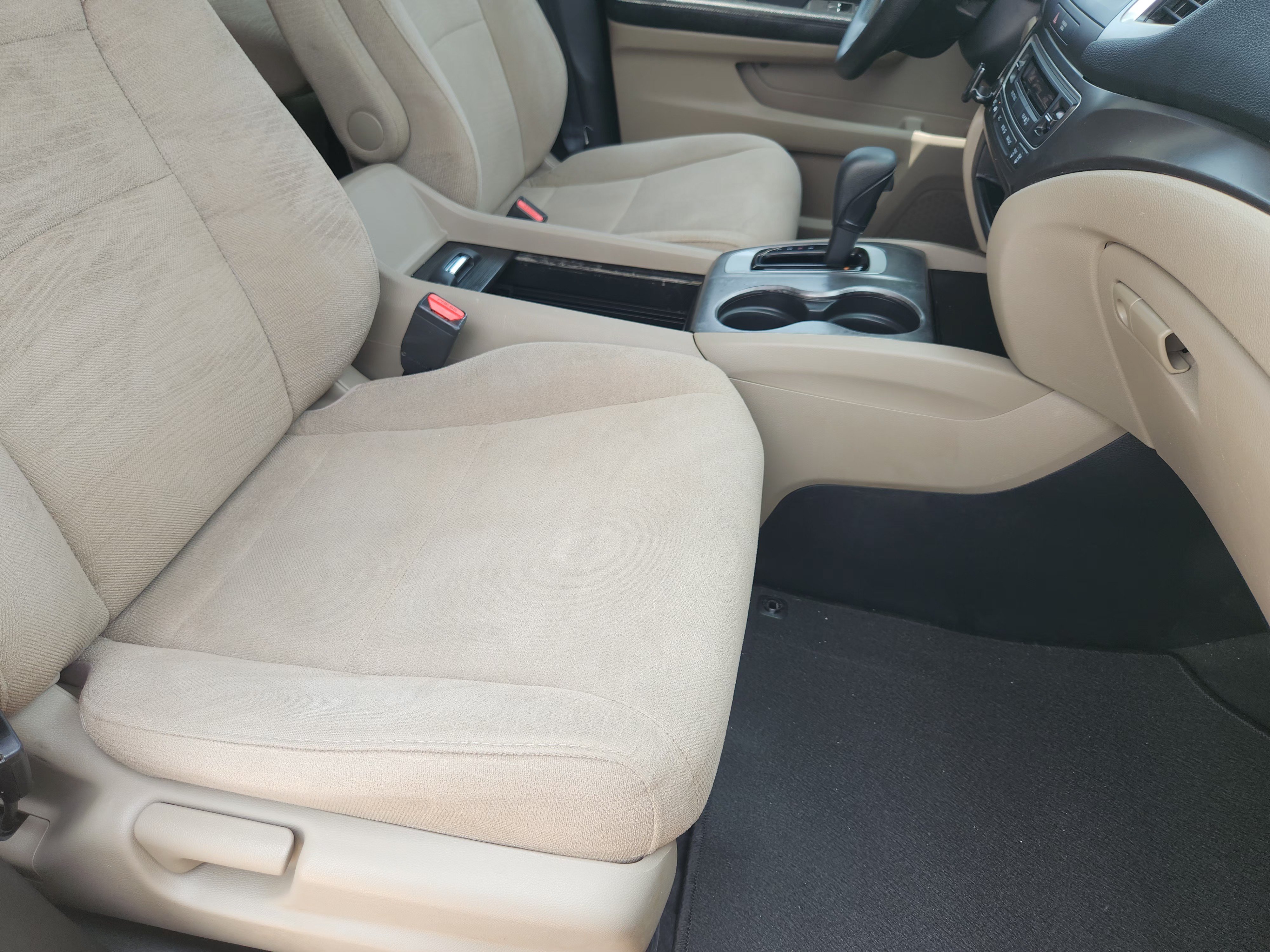 Used 2018 Honda Pilot LX image 13