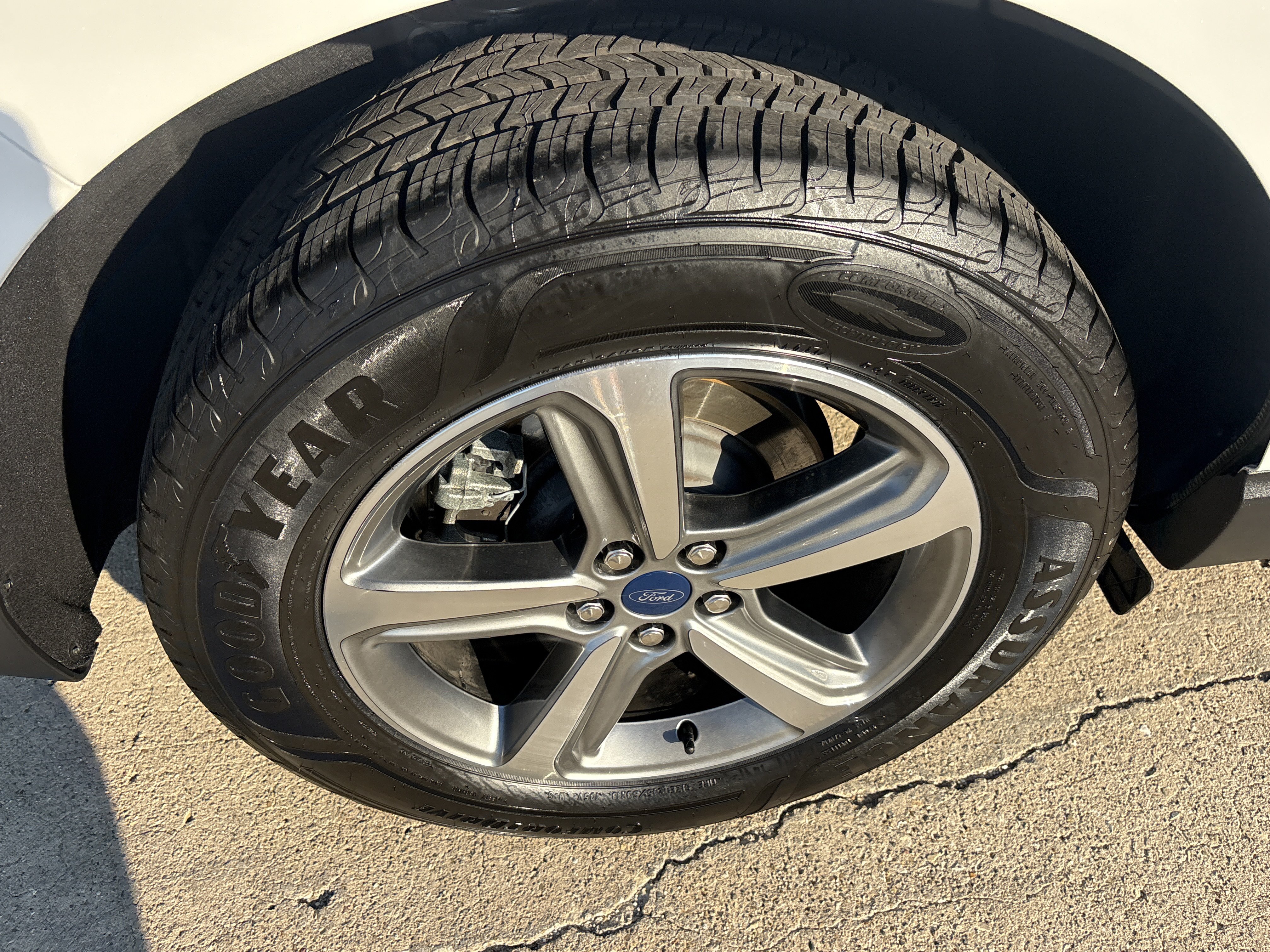 Used 2021 Ford Edge SEL w/ Convenience Package FWD image 7