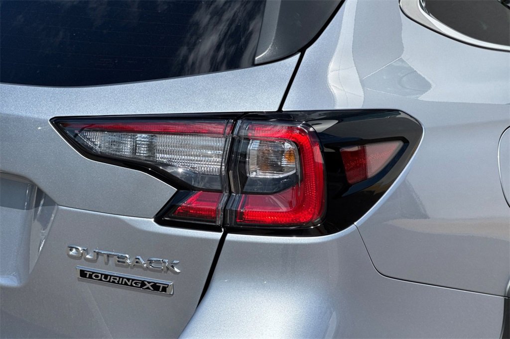 New 2025 Subaru Outback Touring XT image 36