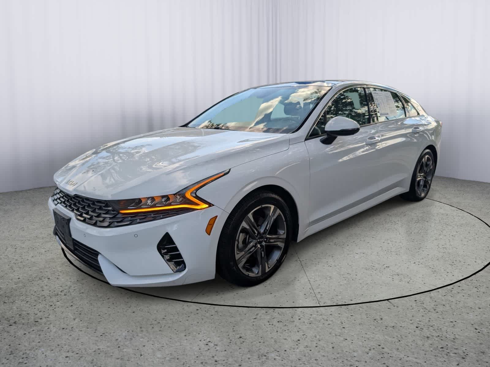 Used 2023 Kia K5 EX w/ EX Premium Package FWD image 7