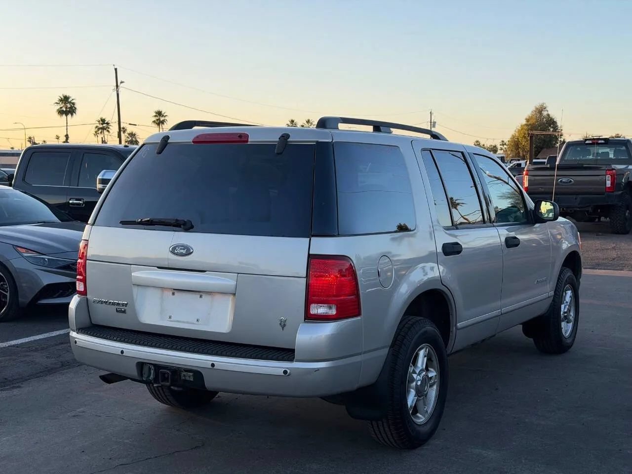 Used 2004 Ford Explorer Sport XLT AWD/4WD image 9