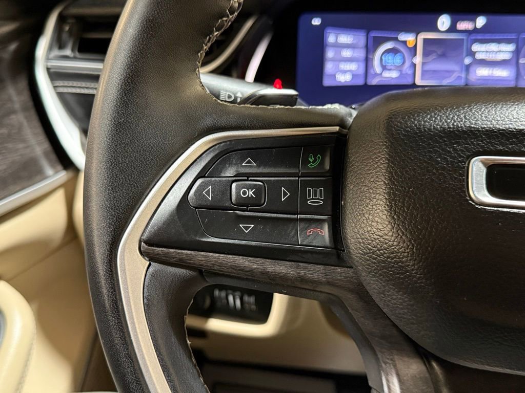 Certified 2023 Jeep Grand Cherokee Limited image 18