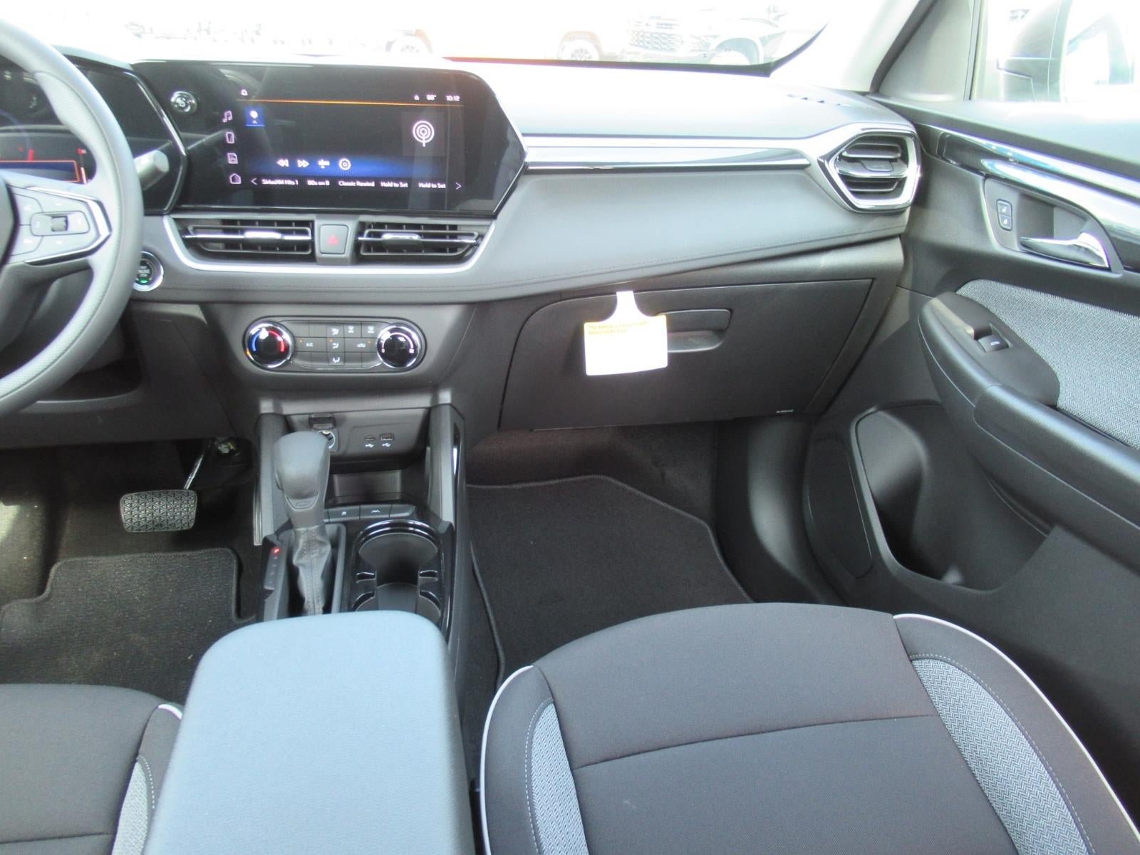 New 2026 Chevrolet TrailBlazer LS w/ LS Confidence Package FWD image 14