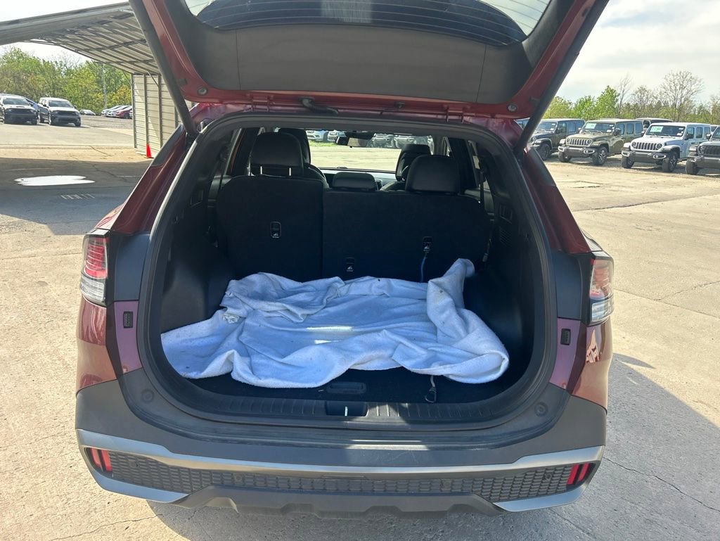 Certified 2023 Kia Sportage X-Pro AWD/4WD image 8