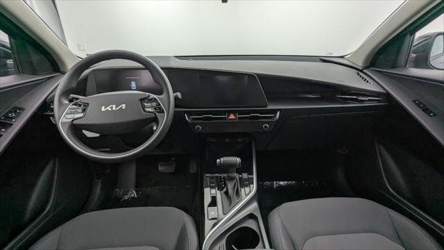 Used 2026 Kia Niro LX FWD image 23