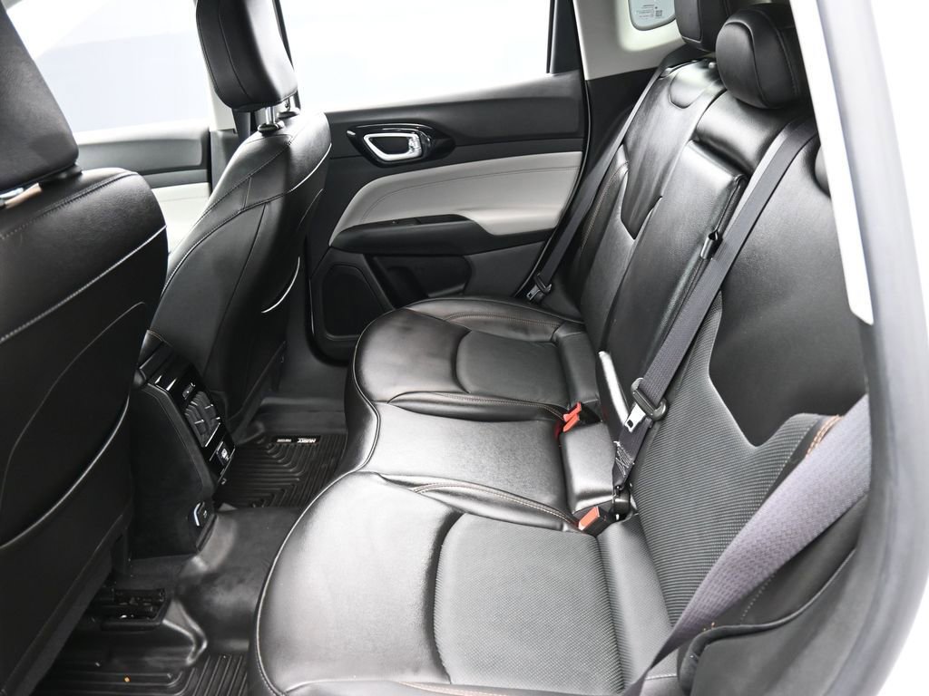 Certified 2022 Jeep Compass Limited image 12