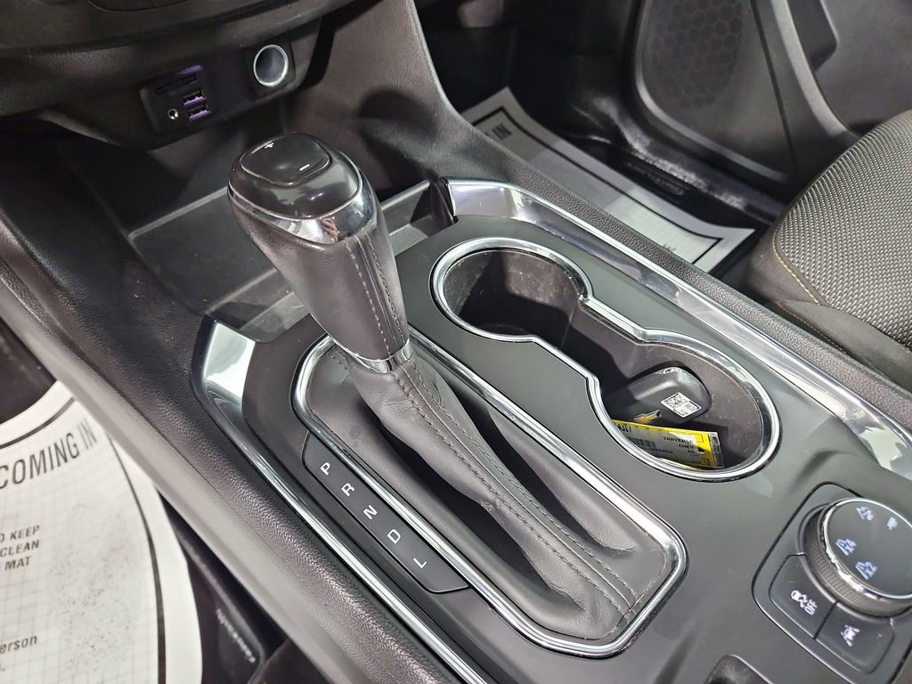 Used 2020 Chevrolet Traverse LT w/ Driver Confidence II Package image 24