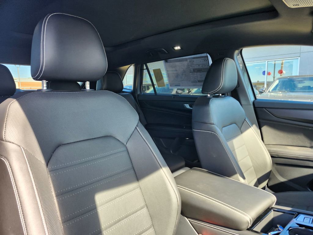 New 2026 Volkswagen Atlas Cross Sport SEL image 15
