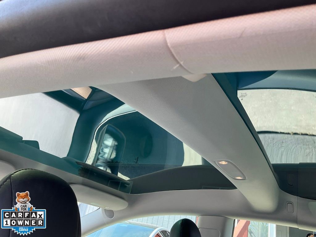 Used 2023 Tesla Model 3 Standard Range image 32